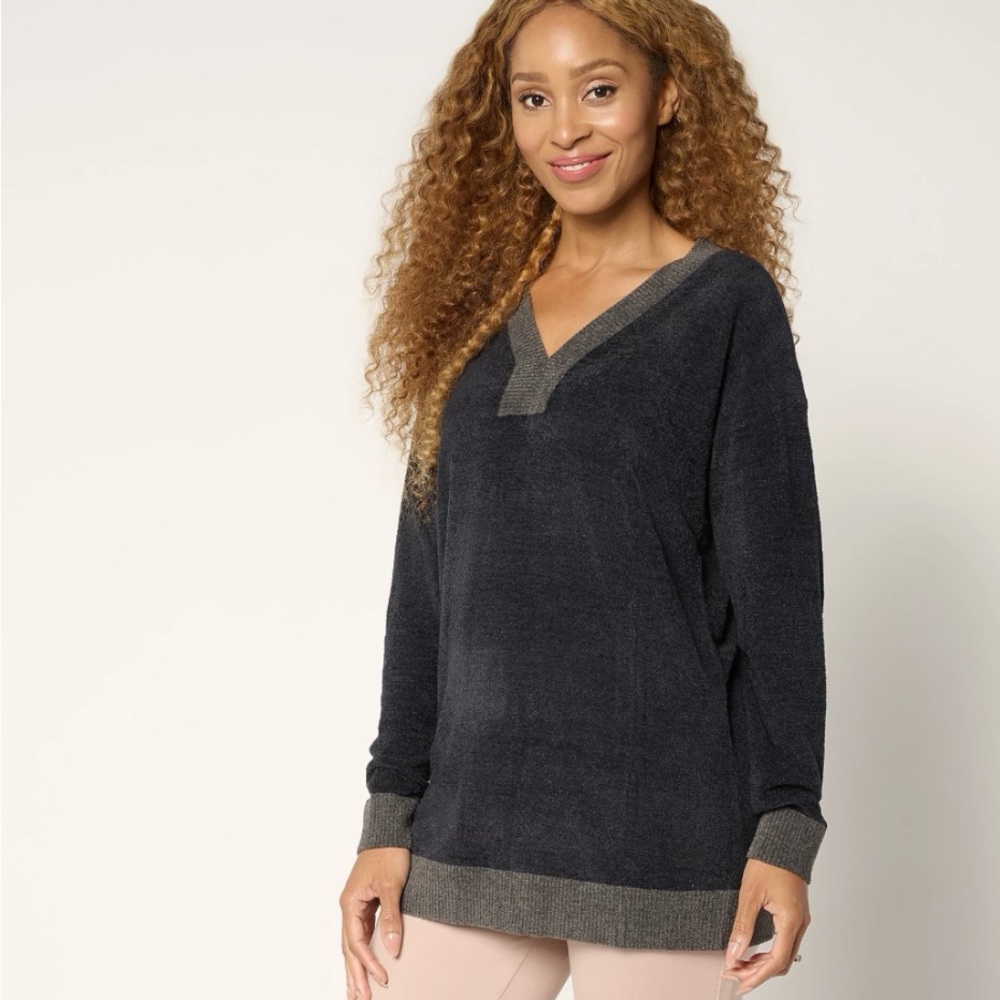 Barefoot Dreams Petite CozyChic Ultra Lite Color Block V-Neck Tunic